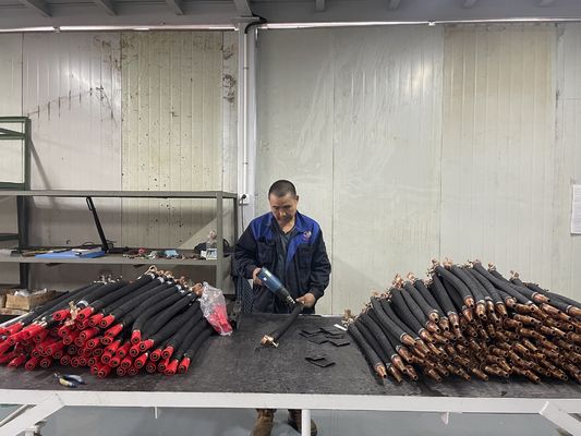 الكابلات المبردة بالماء من النحاس المركزي الكابل الثانوي لآلة لحام بقعة محمولة
